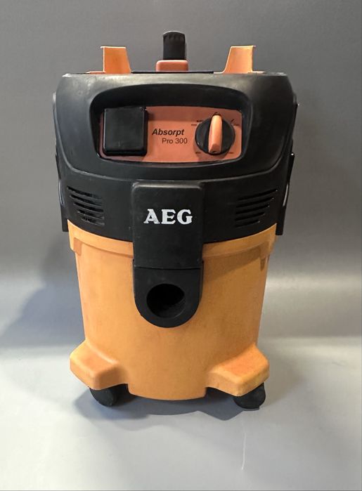Odkurzacz przemysłowy Aeg AP 300 ELCP 1500W Polecam