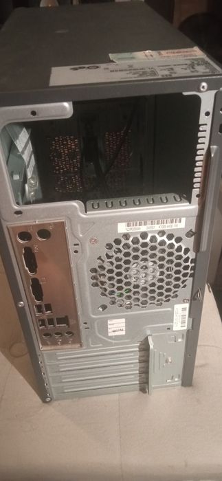 Caixa ATX Fujitsu com drive DVD multi layer e fonte de alimentação