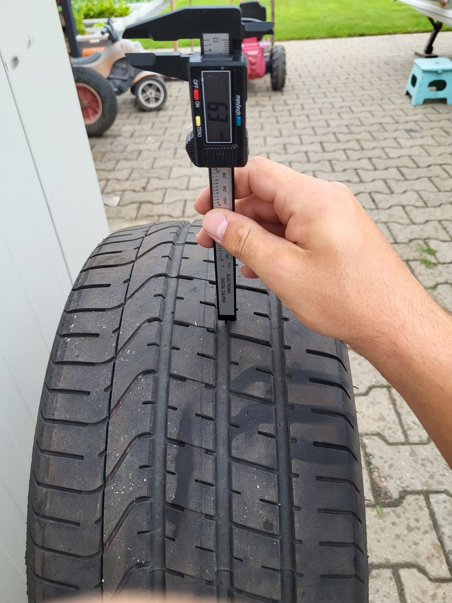 Opona Pirelli p zero 275/30/19