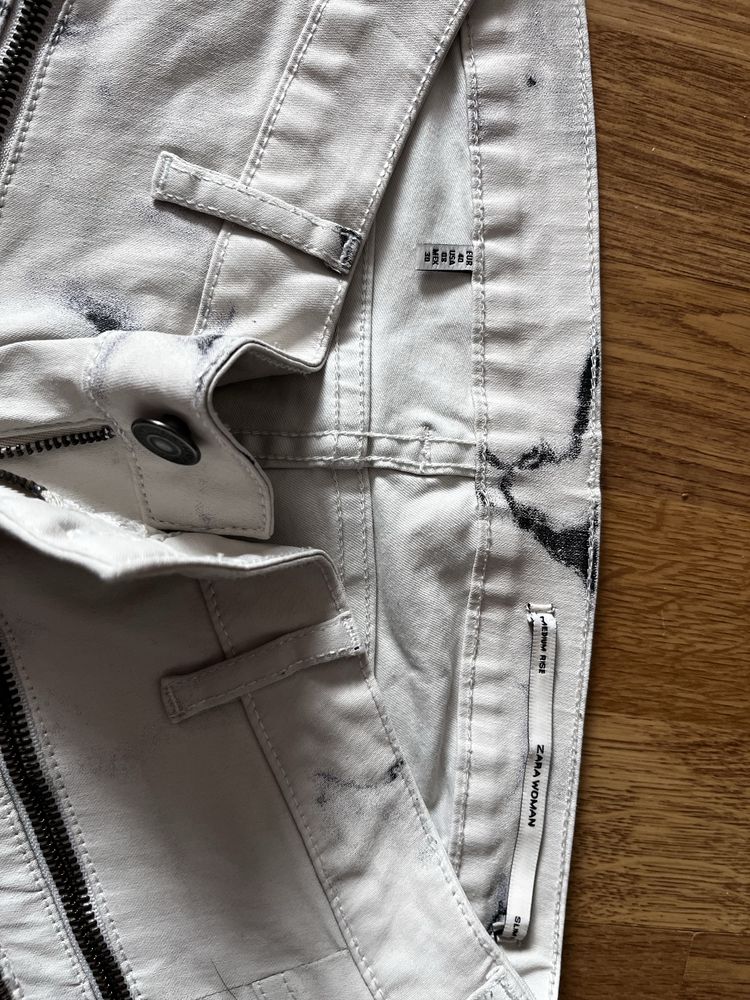 Spodnie marmurki Zara slim fit 40 L woskowane