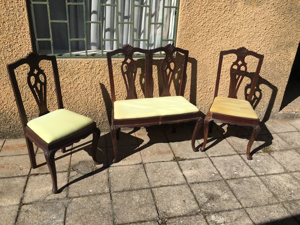 Conjunto de cadeiras para restauro em bom estado