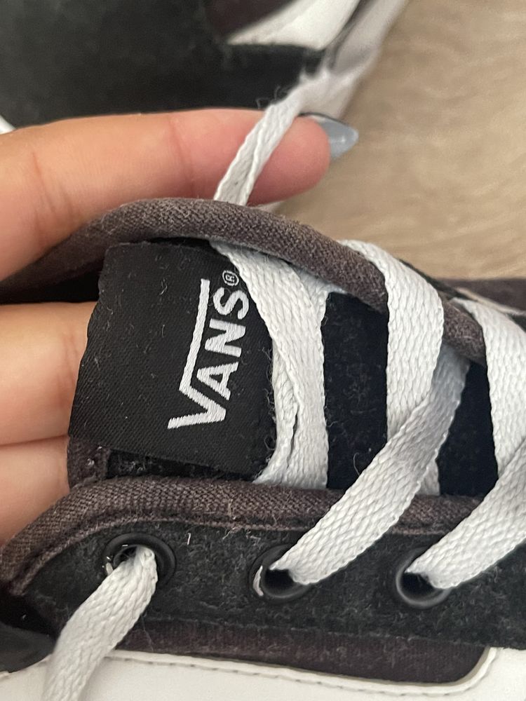 Vans pretos originais