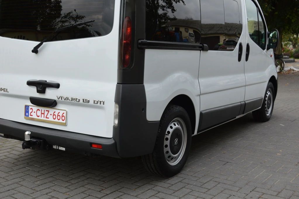 Opel Vivaro 2004