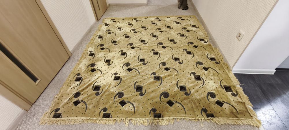 Покривало на диван