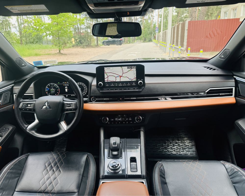 Продам Mitsubishi Outlander 2021 рік 2.5 Бензин SEL в ідеальному стані