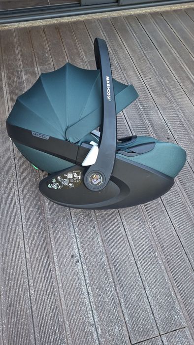 Maxi Cosi Pebble 360º Pro Essential Green