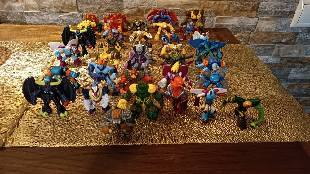 Gormitis, 30 peças inteiras