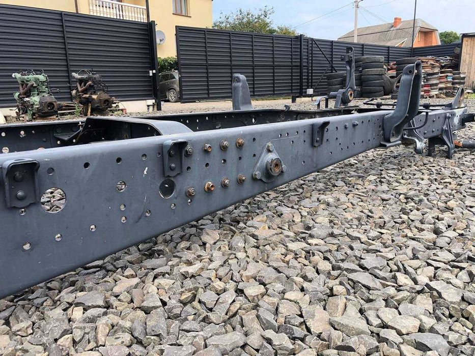 Рама з документами до Mercedes-Benz 1324 L - піскоструйна, фарбована