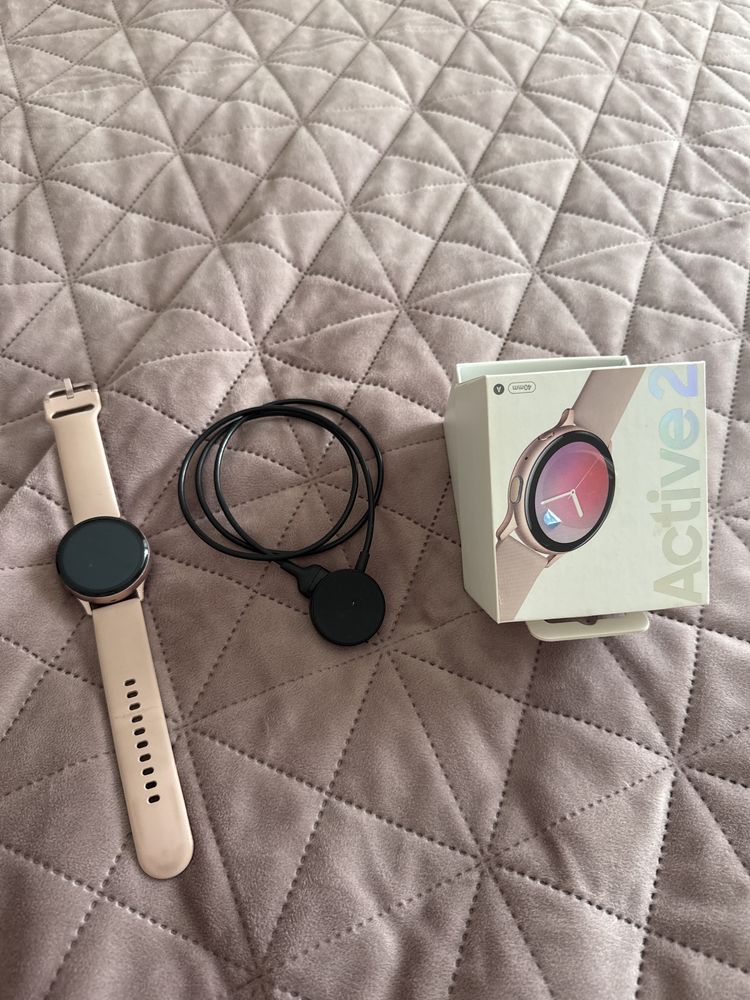 Годинники Samsung Galaxy Watch Active2