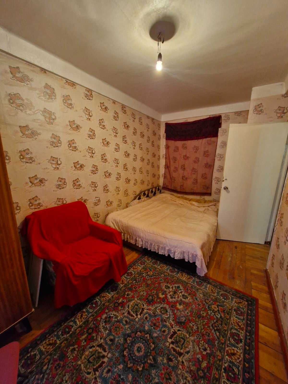 Продается 2к квартира.М-н Артема. 6000$