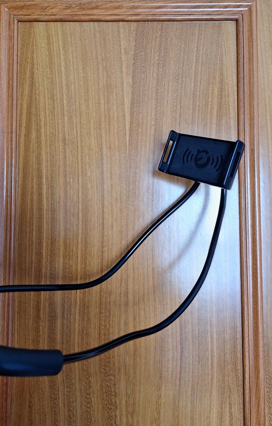 Suporte portátil para telemóvel