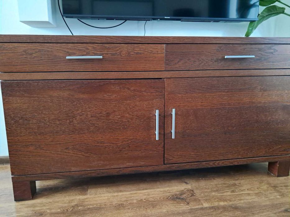 Komoda fornirowana – elegancka, solidna, w bardzo dobrym stanie