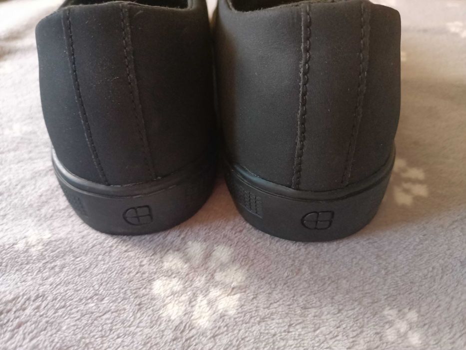 Оригінальні шкіряні кросівки, мокасини Shoes for crews.