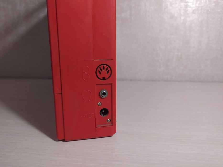 Радянський радіоприймач Меркурій 210