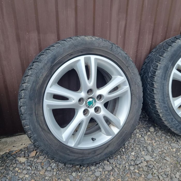 Sprzedam felgi aluminiowe z oponami – Skoda, rozmiar 16”