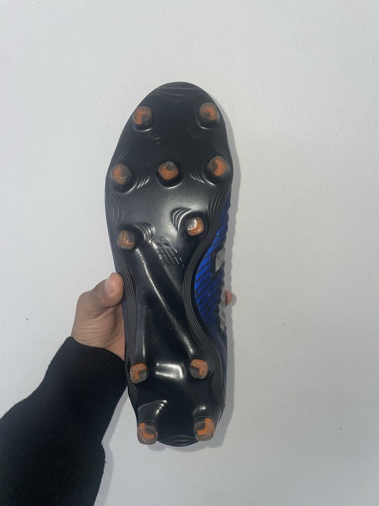 Chuteira new balance