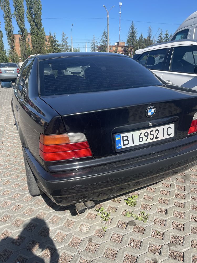 BMW е36 m52б25.