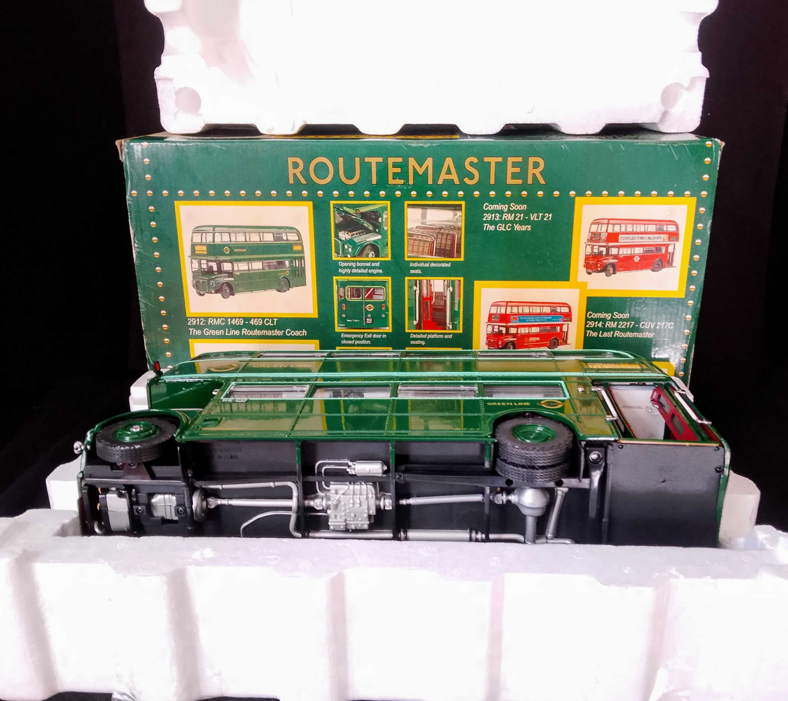 Autocarro "Green Line London Transport" Routemaster