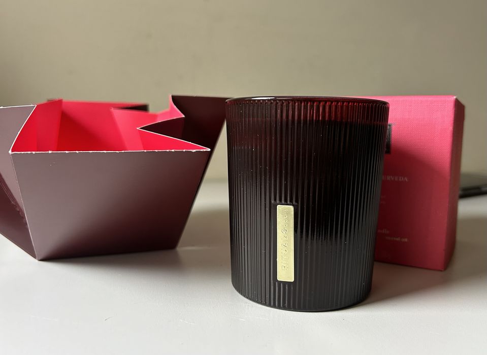Ароматична свічка Rituals The Ritual of Ayurveda Scented Candle 290g