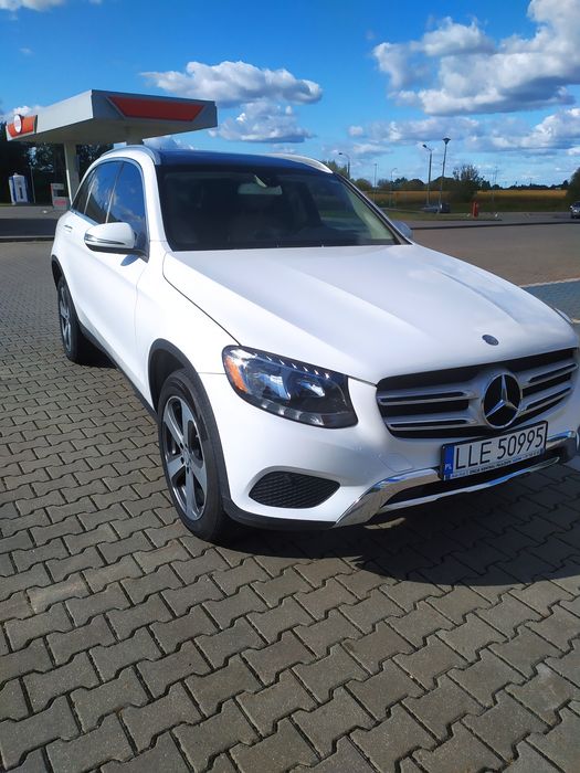Mercedes glc300 245km