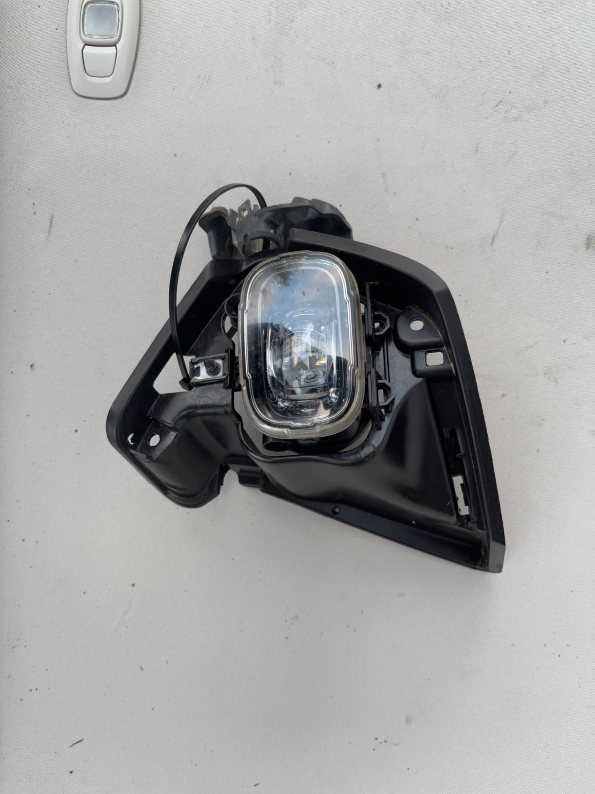 Halogen prawy led drl Renault Clio V