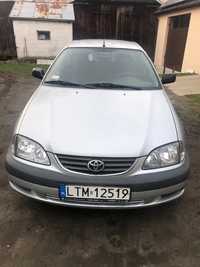 Toyota Avensis 2.0 D4-D 2001 – Niezawodność i Ekonomia