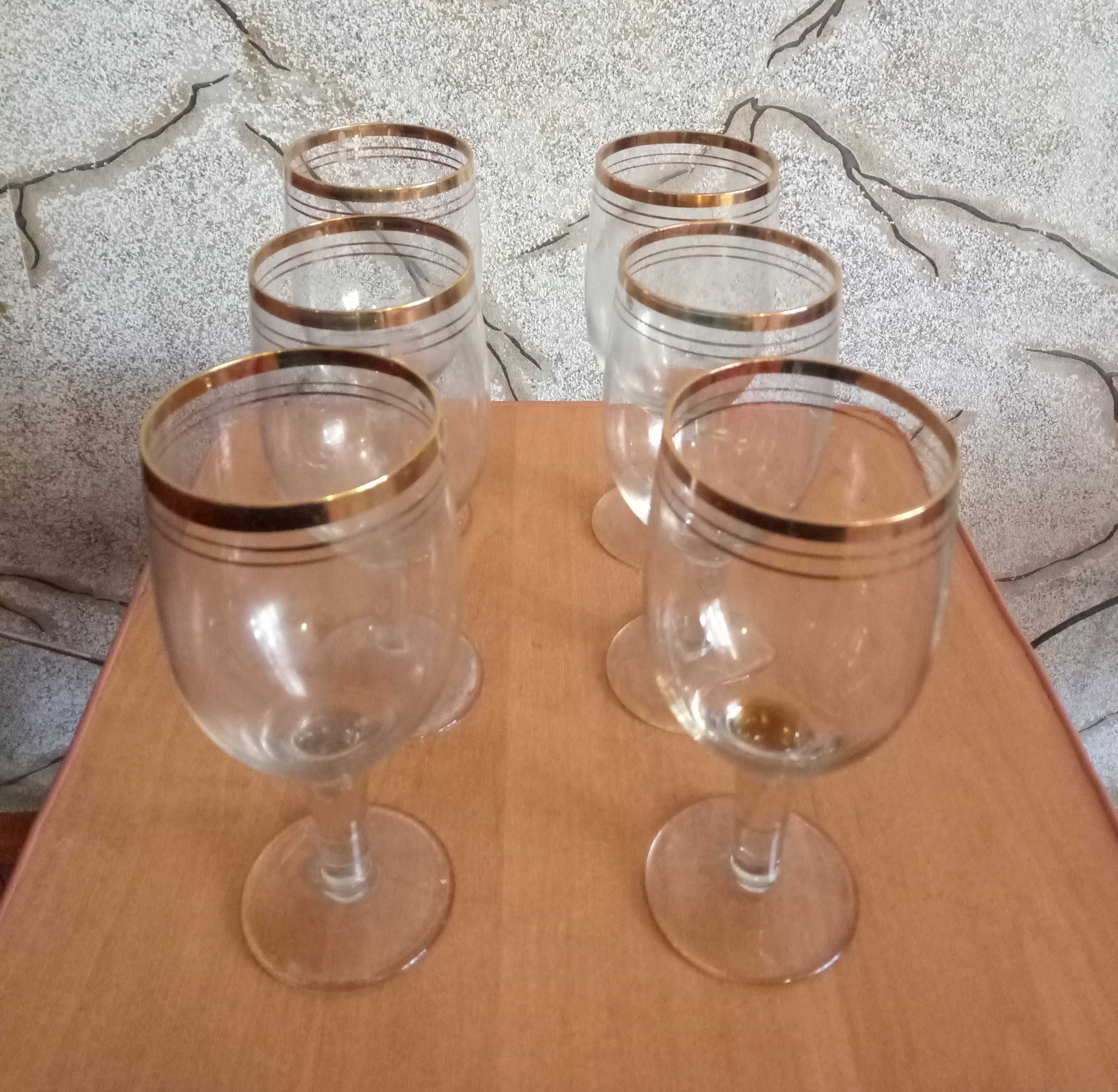 6 бокалов для шампанского- вина