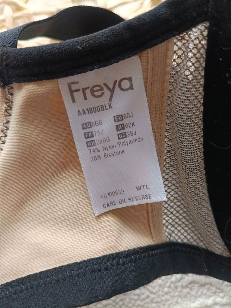 Biustonosz modelujący Freya rozmiar 60 J stan idealny