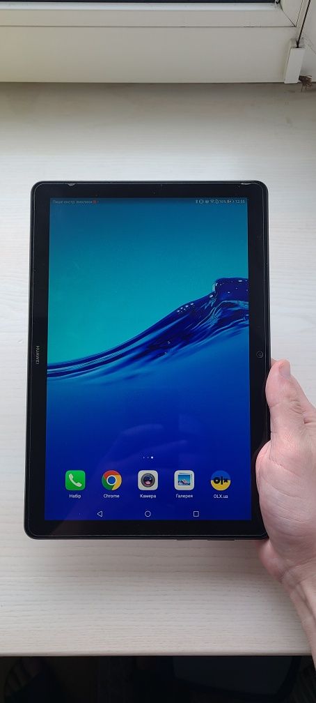 Huawei mediapad t5 lte ,3/32+16 рабочий