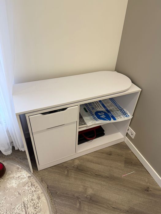 Стіл-комод 2 з поворотним механізмом