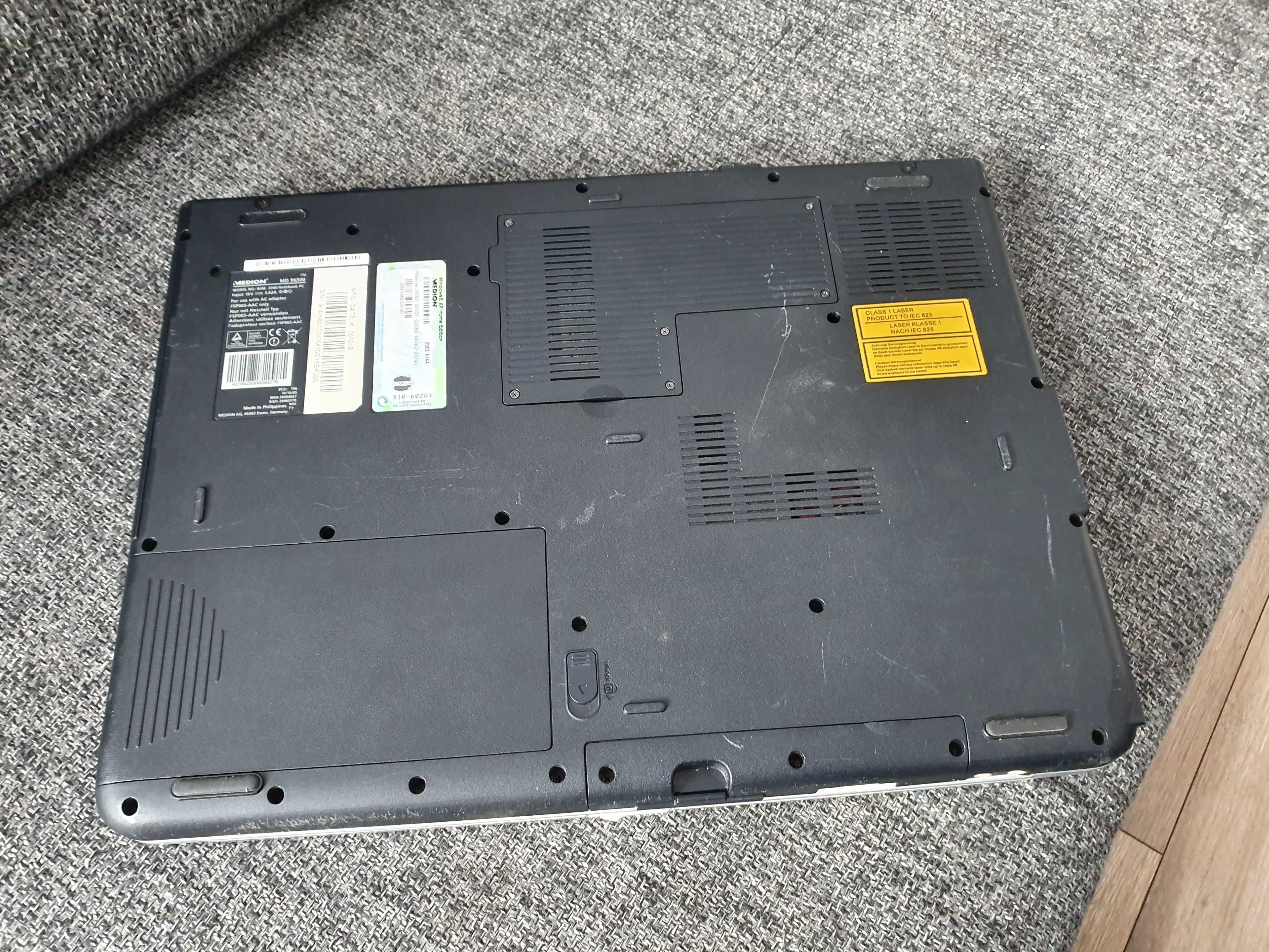 Stary zabytkowy laptop Medion MD96500