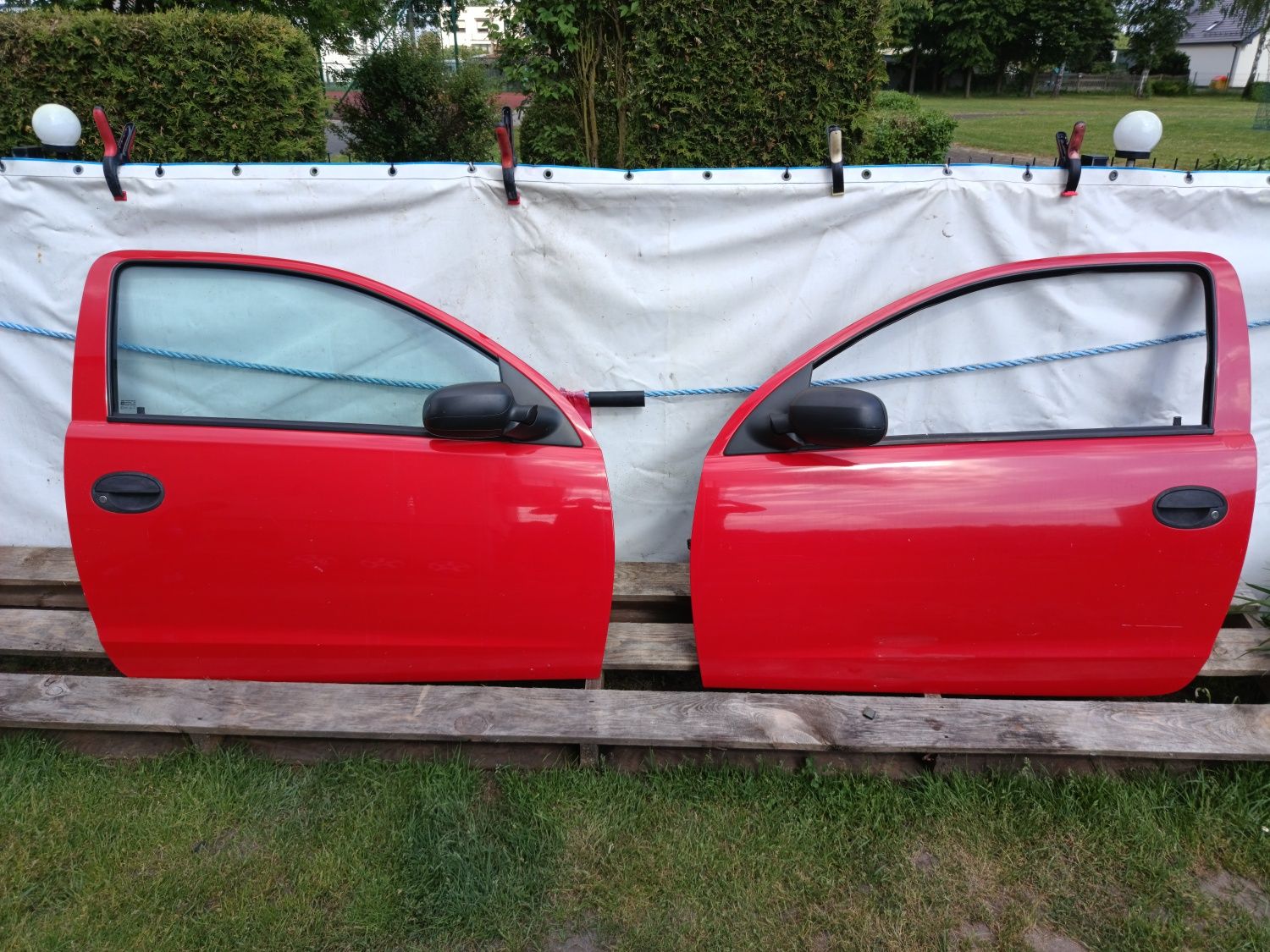 Drzwi Lewe Opel Corsa C 05r Z547 Czerwone Kompletne Tanio