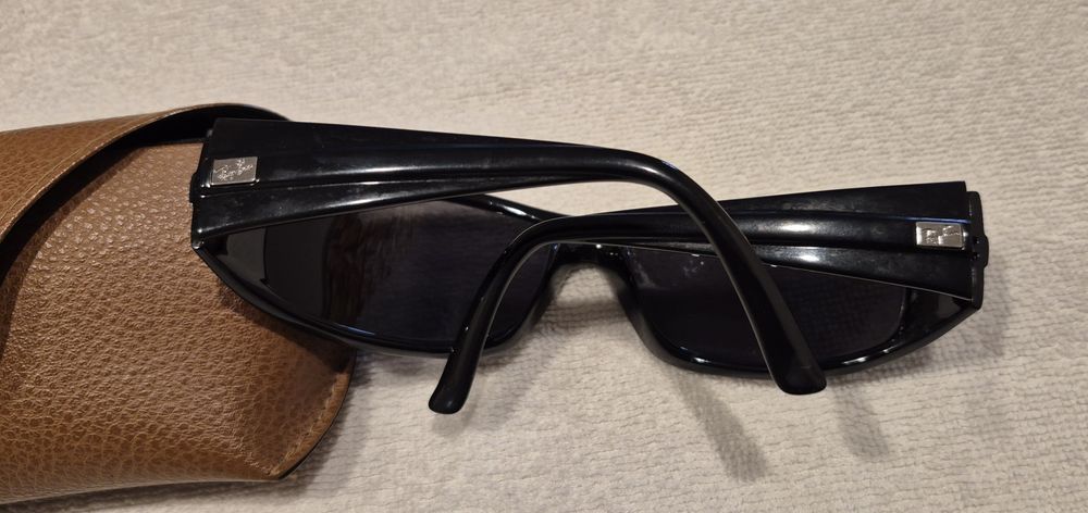 Óculos de Sol usados