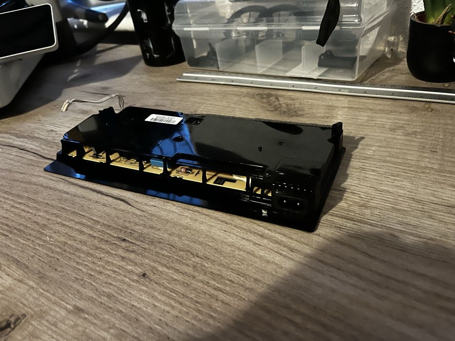 Zasilacz ps4 slim sprawny z kablem