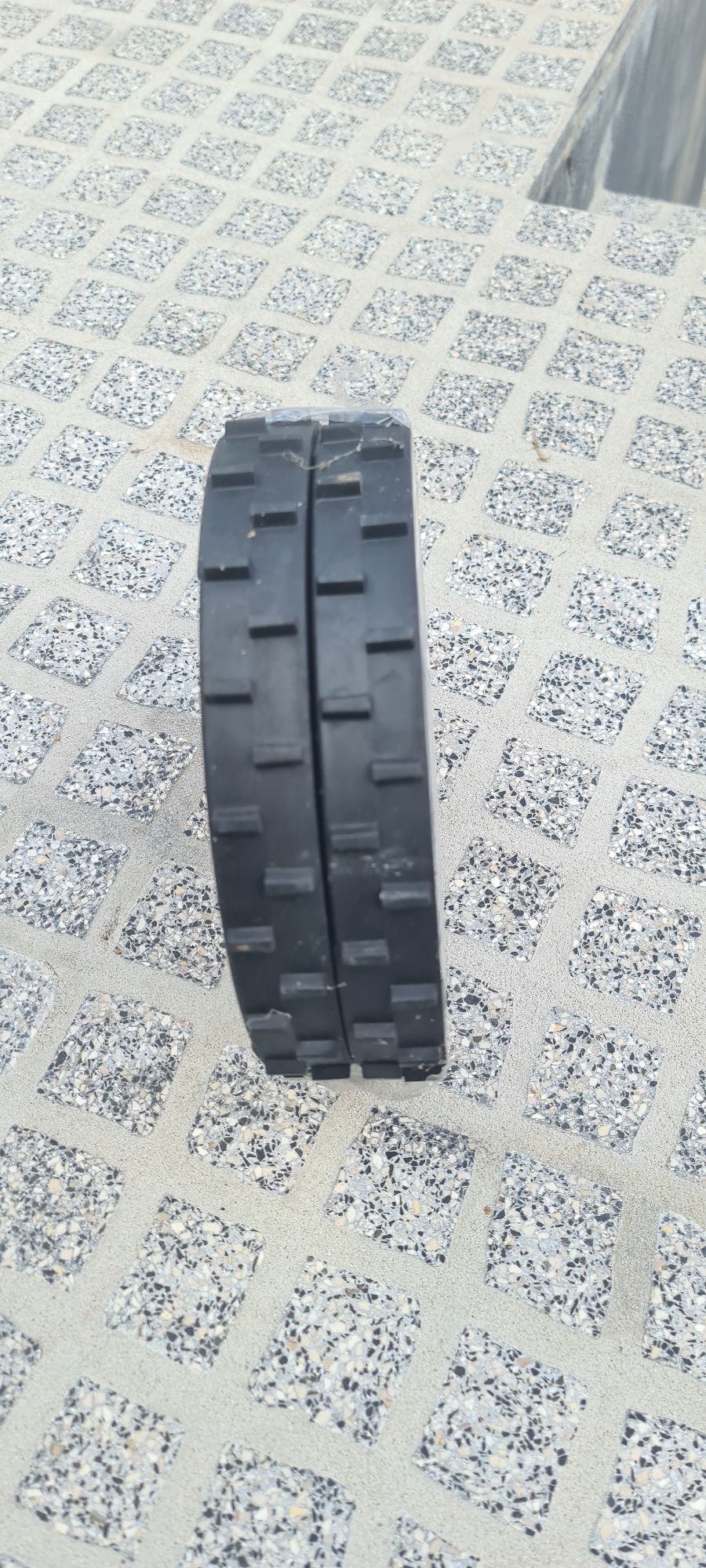 Rodas para robot corta relva