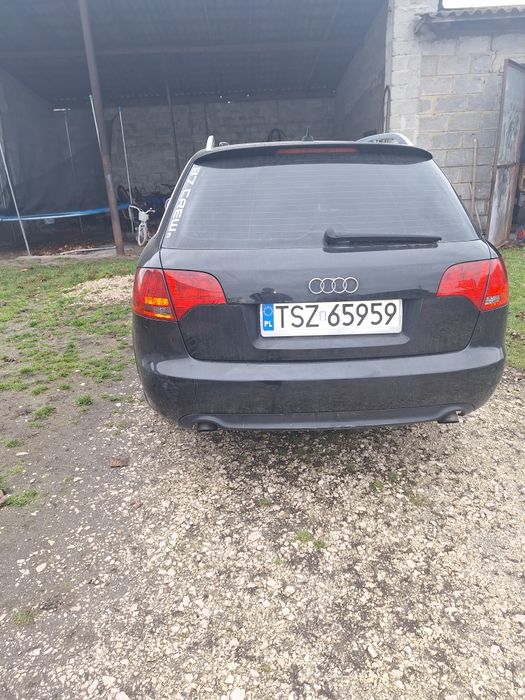 Samochód audi A4B7