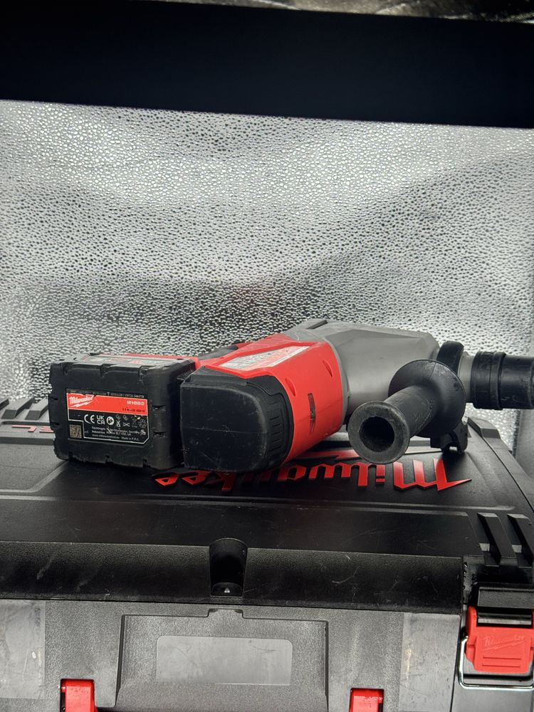 Перфоратор акумуляторний Milwaukee M18 ONEFHX