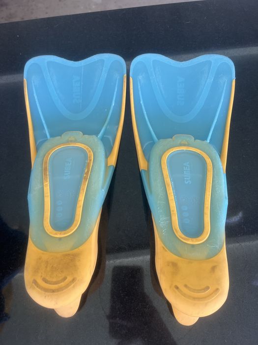 Barbatanas de criança