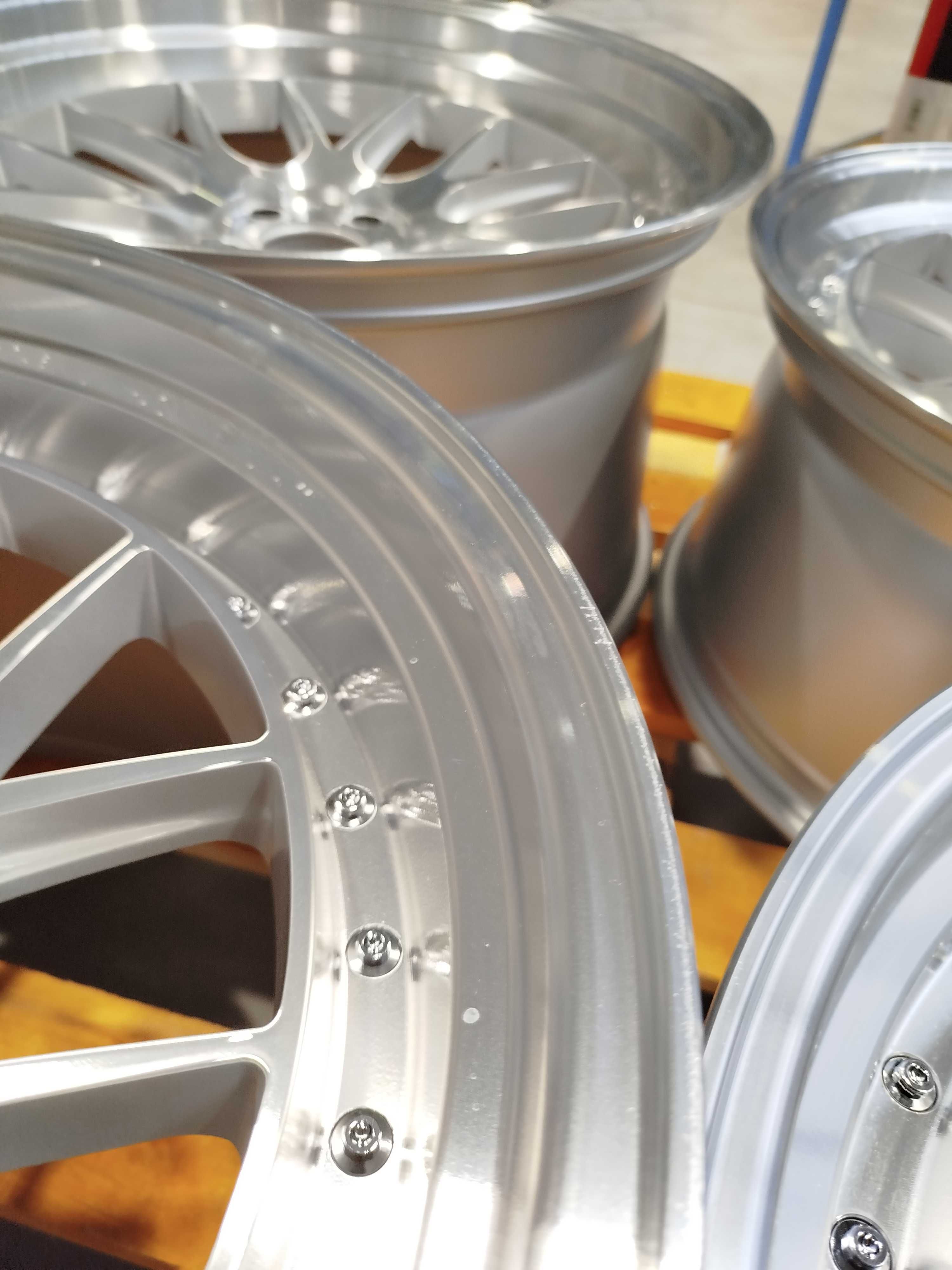 OUTLET! Felgi Japan Racing JR40 19x9,5 ET28 + 19x11 ET22 5x112 Silver