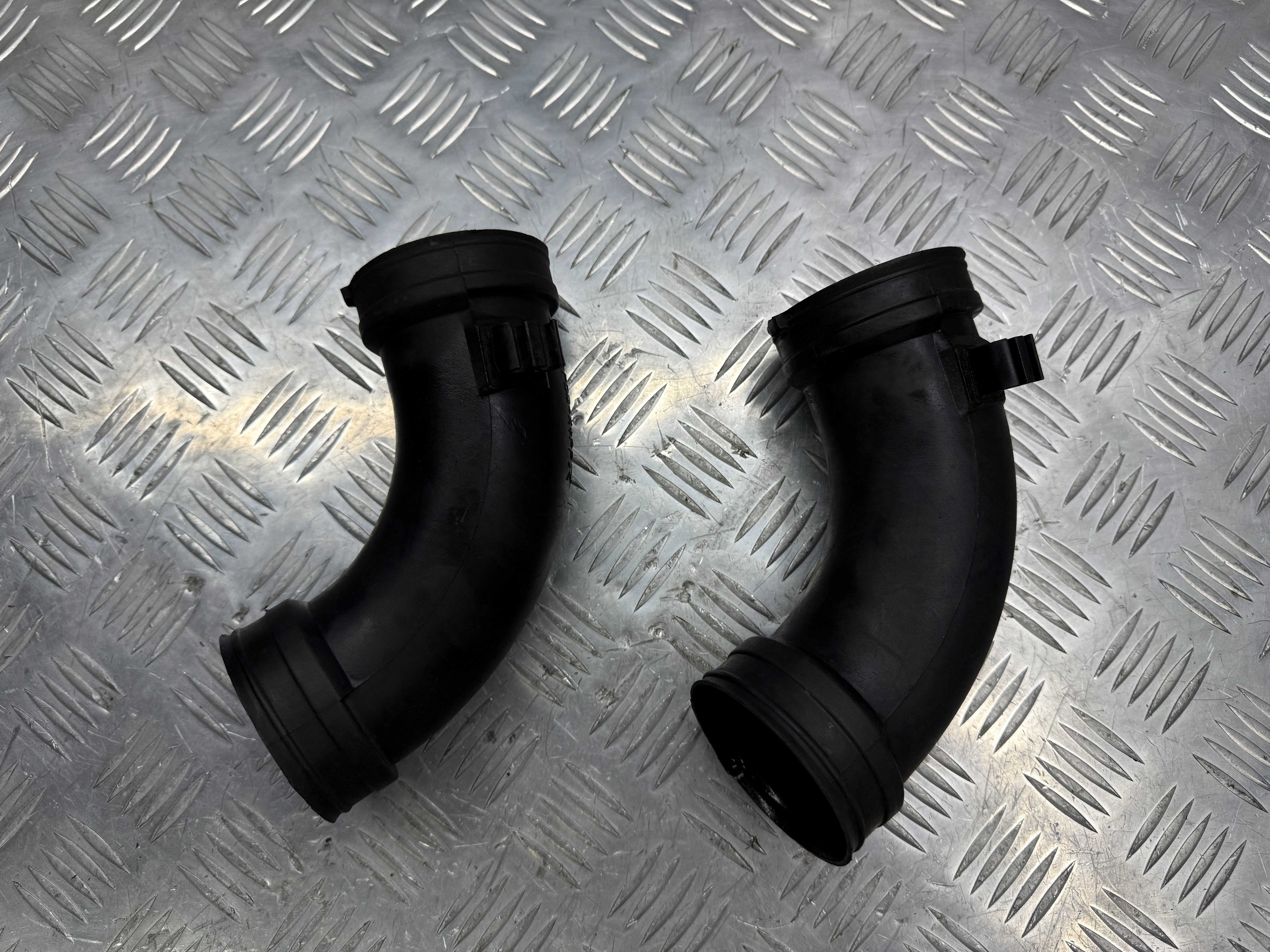 Патрубок воздушного фильтра Opel Astra 1.8 16V G 1998- 90530770