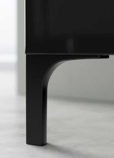 IKEA Besta szafka pod TV doposażona - drzwi szklane, nóżki