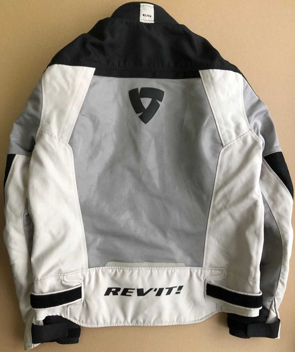 Jaqueta casaco mota Revit