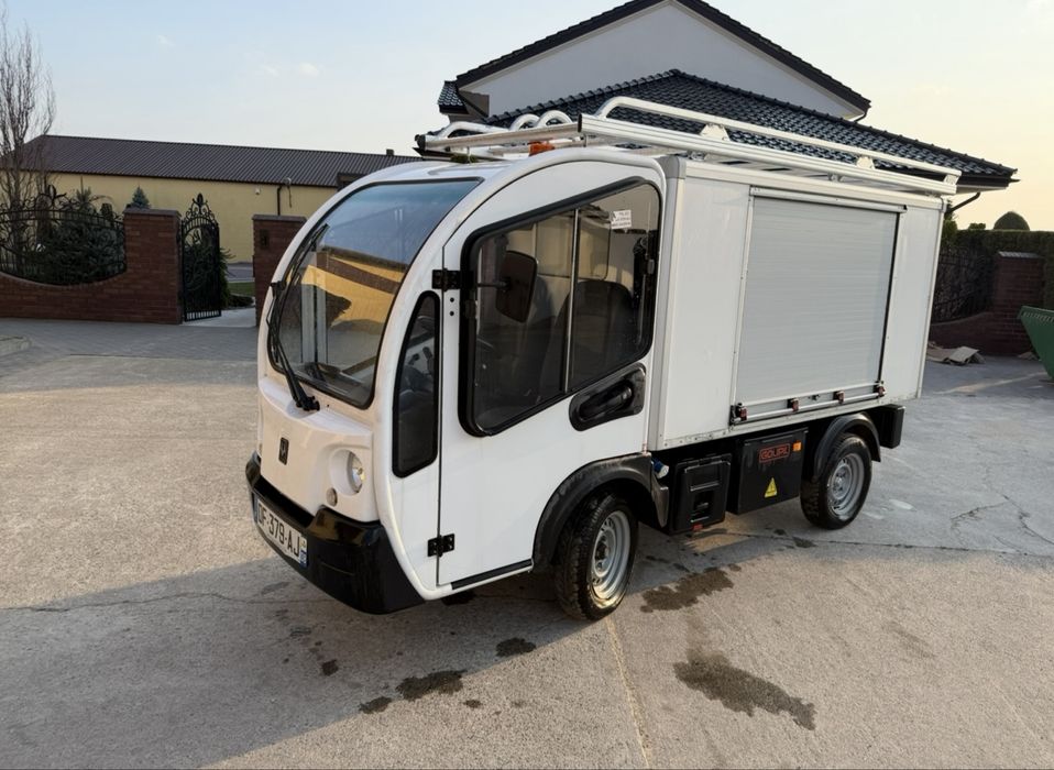 Goupil G3  zabudowa roletowa+ reling