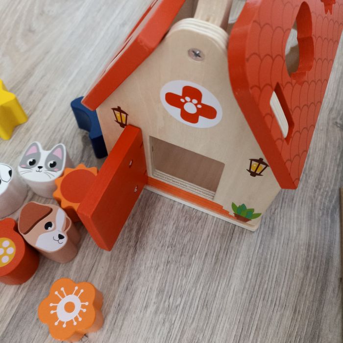 Domek drewniany dla dzieci