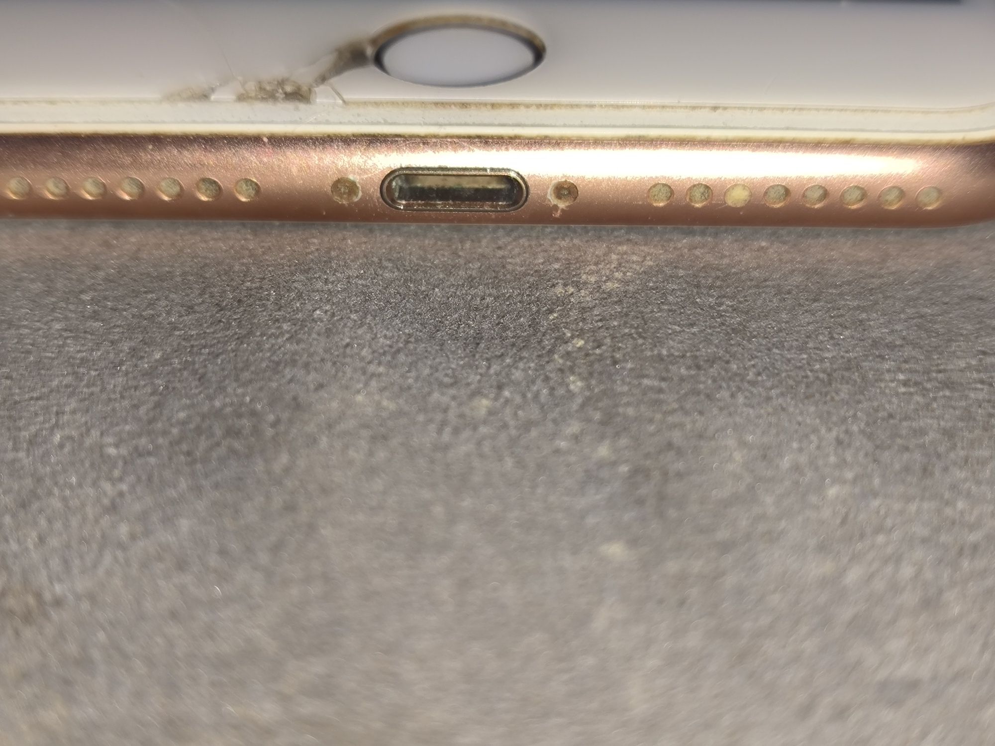 iPhone 8plus gold  128gb