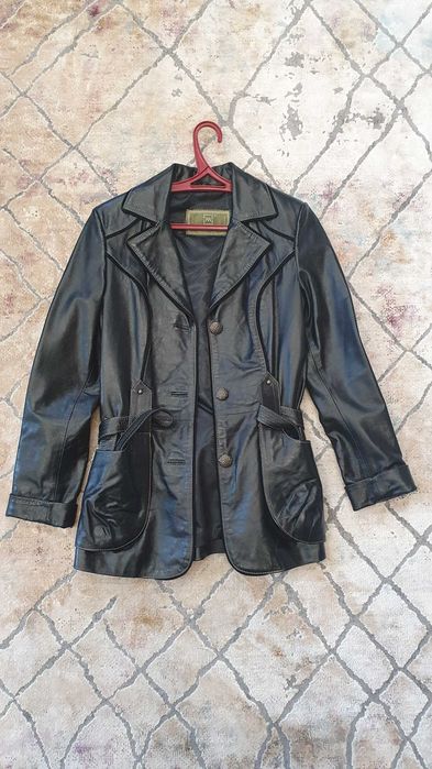 Курточка-кожа  (GANMARIAGU-Italy)-Нова.