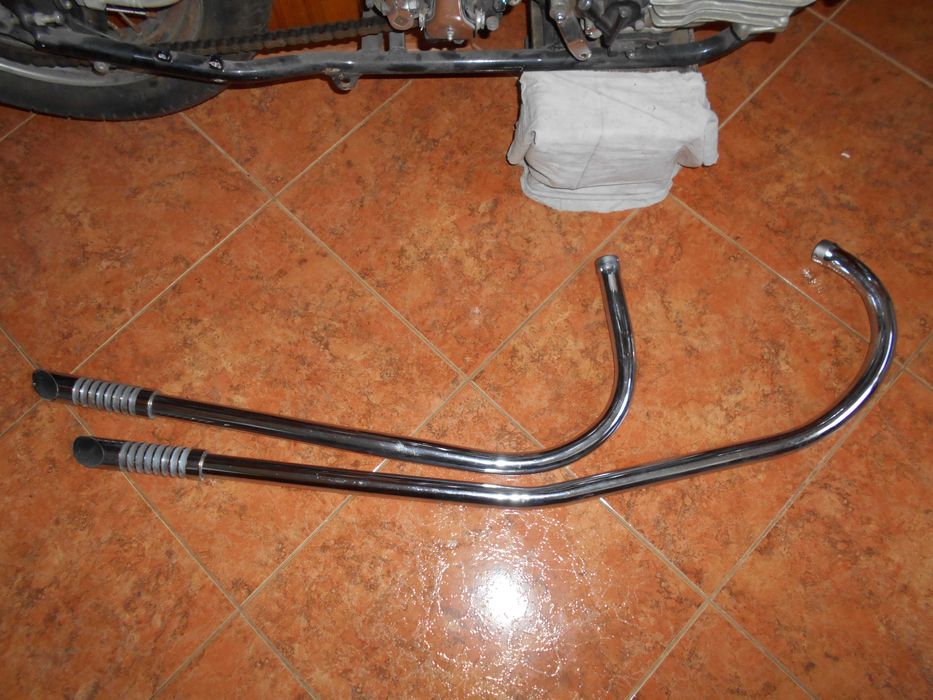 Вихлопні труби під двигун Харлей ВЛА-42. Harley-Davidson WLA-42