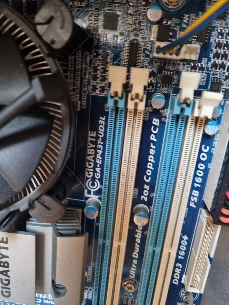 Komputer stacjonarny PC jednostka Gigabyte Kingston + chłodzenie