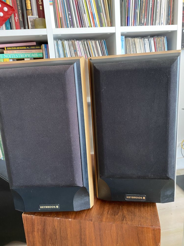 Colunas Monitor Heybrook HB1