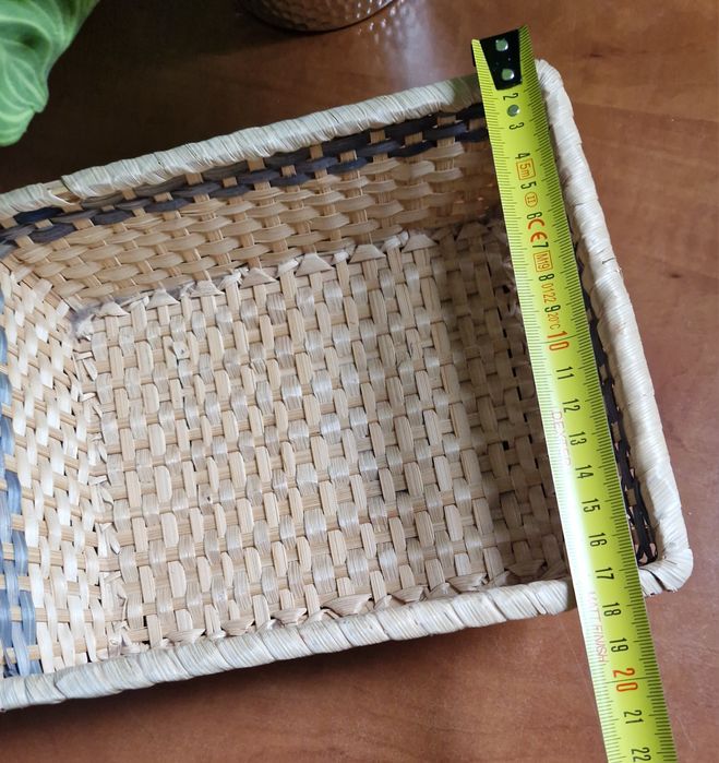 Koszyczek na kosmetyki, przybory